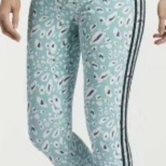 ADIDAS Essentials 3-Stripes Animal Print Leggings in Black Multi Sz LARGE - Picture 5 of 6